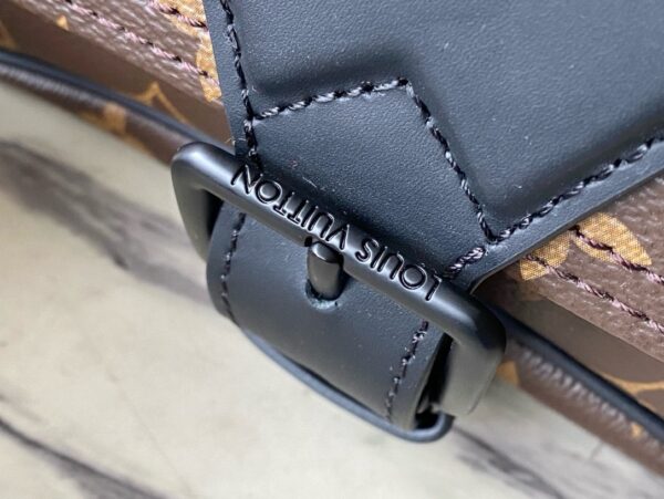 [REP 1:1] Louis Vuitton Monogram Eclipse Montsouris Messenger Shoulder Unique Bag For Women M46685 3 - 34cm