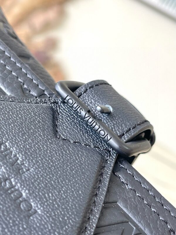[REP 1:1] Louis Vuitton Monogram Eclipse Montsouris Messenger Shoulder Unique Bag For Women M46685 - 34cm