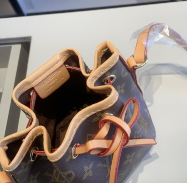 MN-LV010 - Louis Vuitton Mini Bag