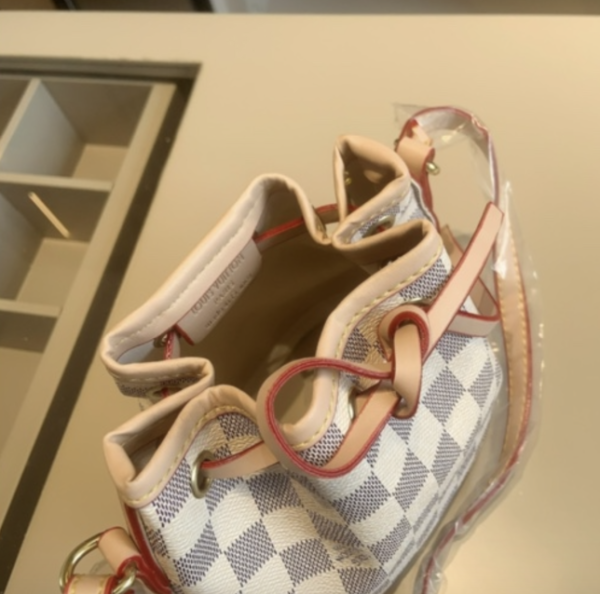 MN-LV011 - Louis Vuitton Mini Bag