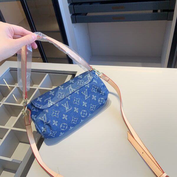 MN-LV014 - Louis Vuitton Mini Bag