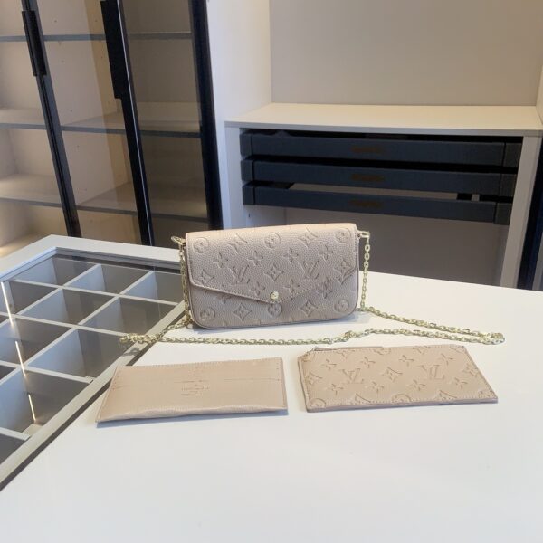 MN-LV006 - Louis Vuitton Mini Bag