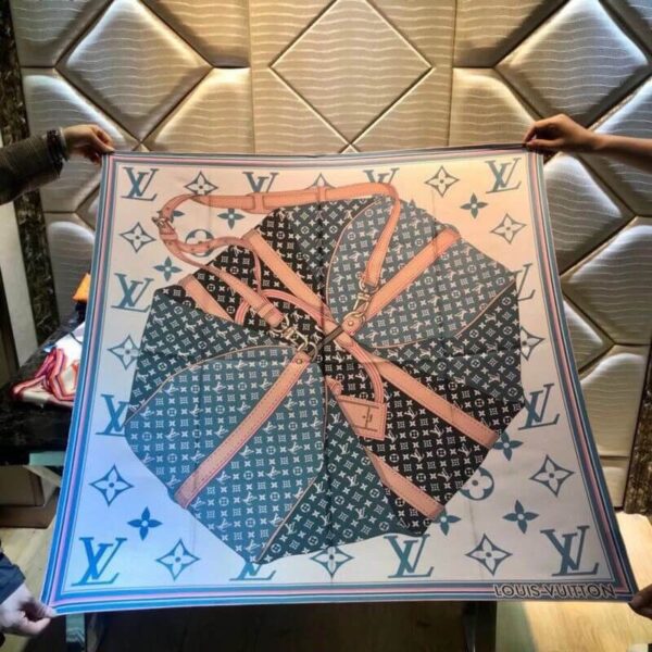 570758 Louis Vuitton Square 90 Silk Scarves