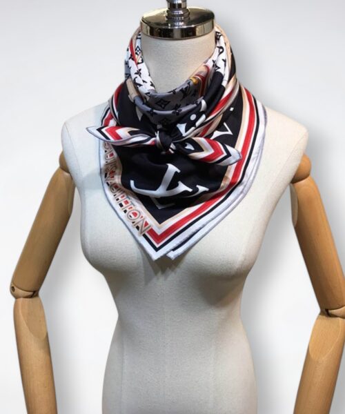 570756 Louis Vuitton Square 90 Silk Scarves