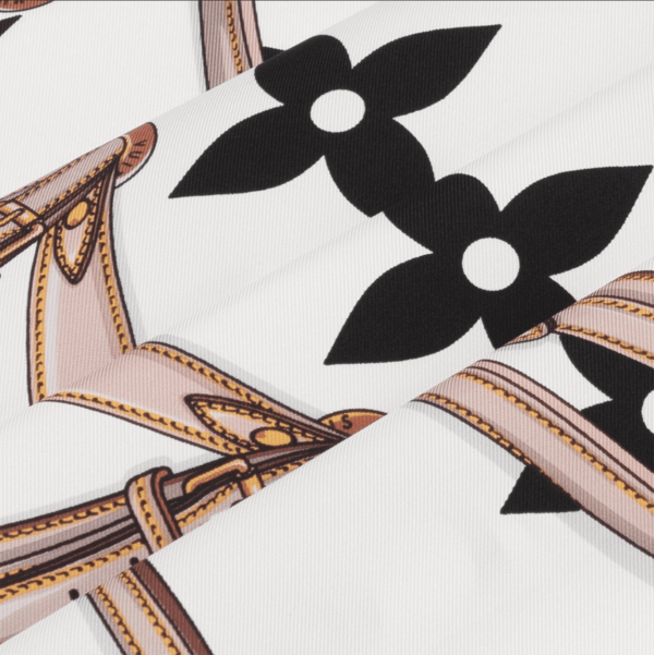M76649 Ultimate Monogram Square