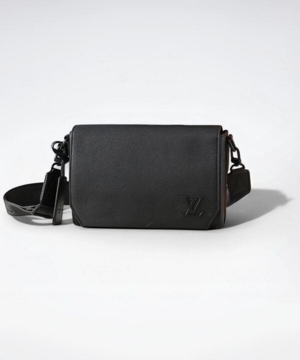 1:1 Replica Louis Vuitton LV Messenger LV Aerogram Luxury Bag For Women M57080 - 22 cm