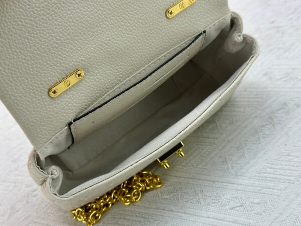 1:1 Replica Louis Vuitton LV Nano Madeleine Bicolor Monogram Empreinte Leather Luxury Bag For Women M12145  - 21cm