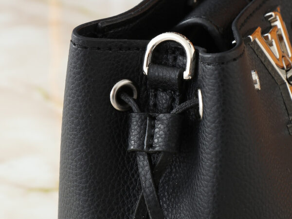 1:1 Replica Louis Vuitton LV NANO LOCKME BUCKET Black Luxury Bag For Women M68709 - 16 cm