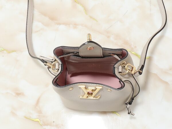 1:1 Replica Louis Vuitton LV NANO LOCKME BUCKET Luxury Bag For Women M68709 - 16 cm