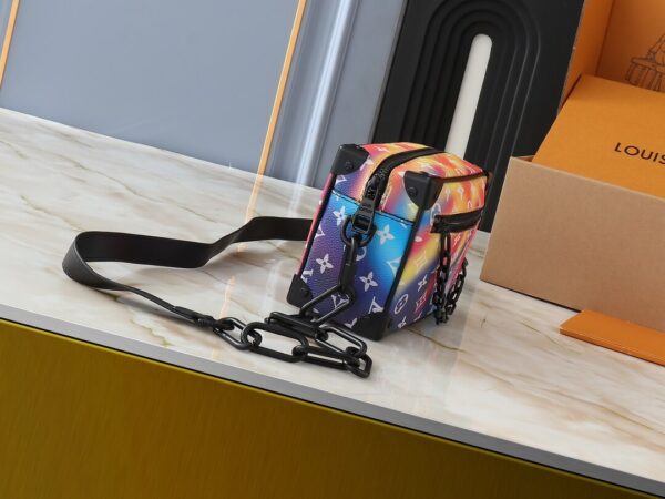 1:1 Replica Louis Vuitton LV Soft Trunk Taurillon Monogram 2 Luxury Bag For Women M57702 M44480 M68906 M44735 - 18.5 cm