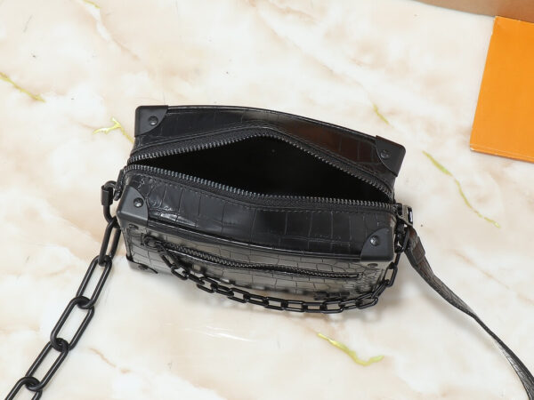 1:1 Replica Louis Vuitton LV Soft Trunk Taurillon Monogram 3 Luxury Bag For Women M57702 M44480 M68906 M44735 - 18.5 cm