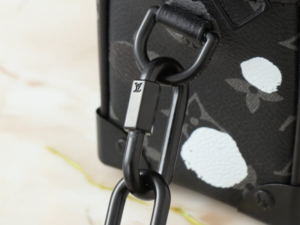 1:1 Replica Louis Vuitton LV Soft Trunk Taurillon Monogram 1 Luxury Bag For Women M57702 M44480 M68906 M44735 - 18.5 cm