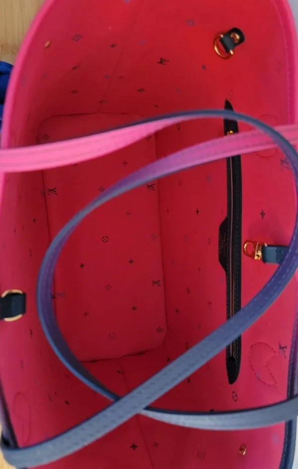 1:1 Replica Louis Vuitton LV Midnight Fuschia Neverfull MM Monogram Luxury Bag For Women - 31cm/ 12.3in