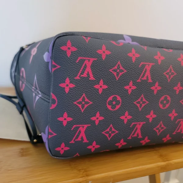 1:1 Replica Louis Vuitton LV Midnight Fuschia Neverfull MM Monogram Luxury Bag For Women - 31cm/ 12.3in