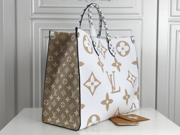1:1 Replica Louis Vuitton MONOGRAM GIANT ONTHEGO GM WHITE KHAKI GREEN BEIGE Bag 41cm