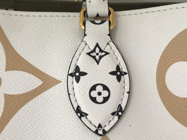 1:1 Replica Louis Vuitton MONOGRAM GIANT ONTHEGO GM WHITE KHAKI GREEN BEIGE Bag 41cm